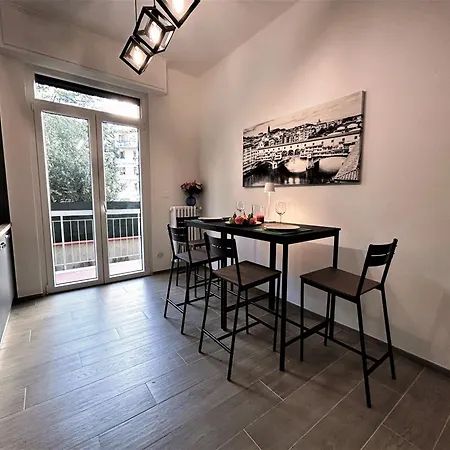 Apartment Domus Florenz