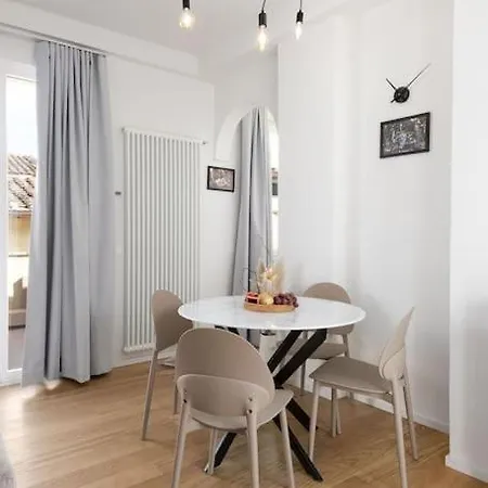 La Casa Di Ettore Apartment