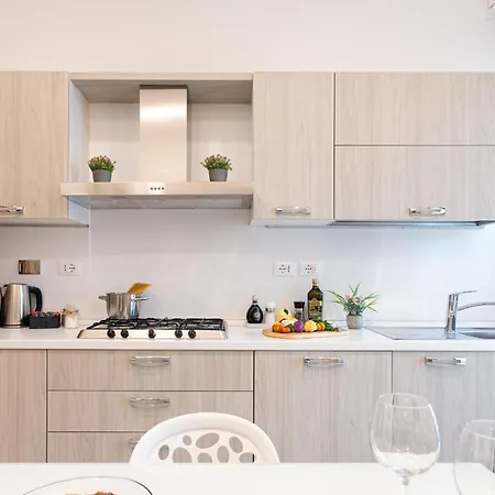 Apartment Godi Fiorenza - Duomo A 15 Minuti E Aeroporto A 4 Minuti Con Tramvia T2