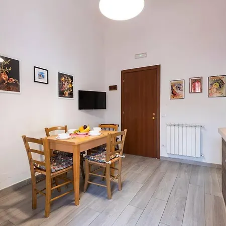 Live Like A Florentine Next To Santa Croce Square Apartamento