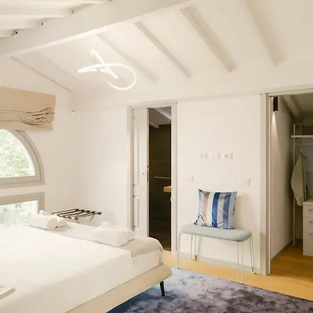 Apartment Gaucha - Stylish And Modern Nest Beside Arno Florence
