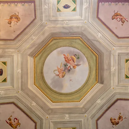 Ricasoli Frescoes Daire
