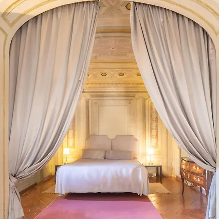Daire Ricasoli Frescoes