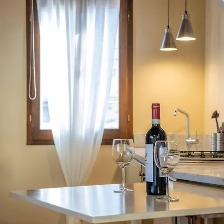 Verdi With Terrace Апартаменты *