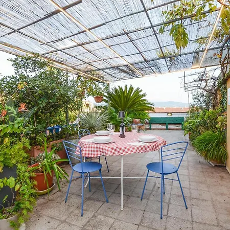 Daire 1 Bedroom Lovely In *
