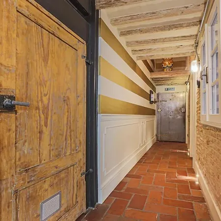 Apartamento 500m Ponte Vecchio - Signorile New 3br *