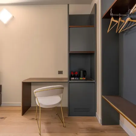 Adamas Firenze