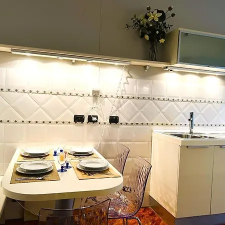 Verrazzano House *