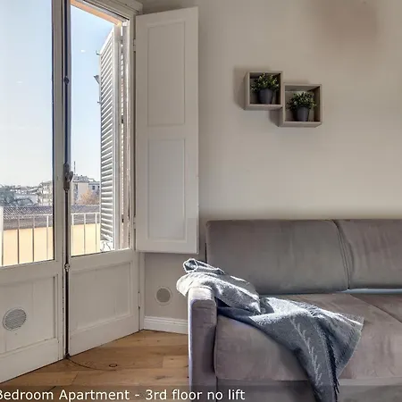 Apartment Freedom By Mamo