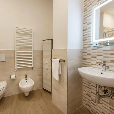 La Casa Di Leo Apartment *