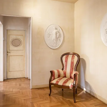 Duomo House - Cavallereschi Palace Apartment *