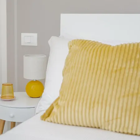 Via Ponte Alle Mosse, 19 - Charming - A Chic, Newly Renovated Near Tram Leopolda, A Few Min From Downtown Apartmán Florencie