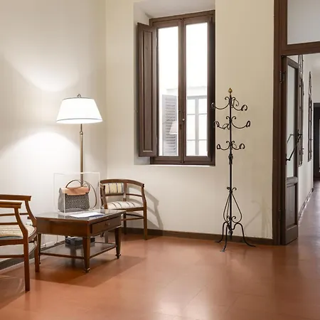 Unyca - Domus22 - Santa Croce Guest house Florence