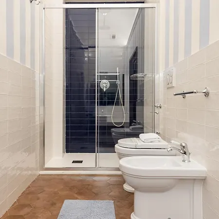 Unyca - Domus22 - Santa Croce Guest house *