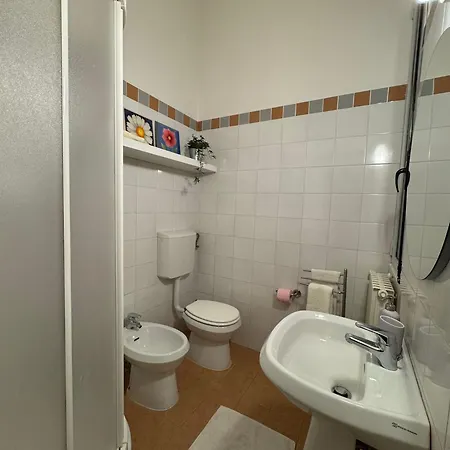 Apartment Ambrogio 33 - Three Bedrooms Three Bathrooms *