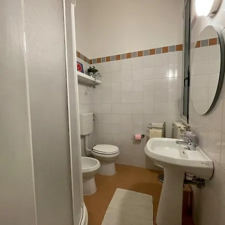 Ambrogio 33 - Three Bedrooms Three Bathrooms