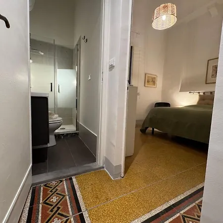 Apartment Ambrogio 33 - Three Bedrooms Three Bathrooms Florence
