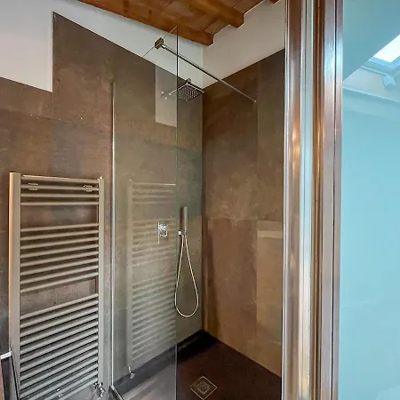 Daire Cozy Loft In The Heart Of