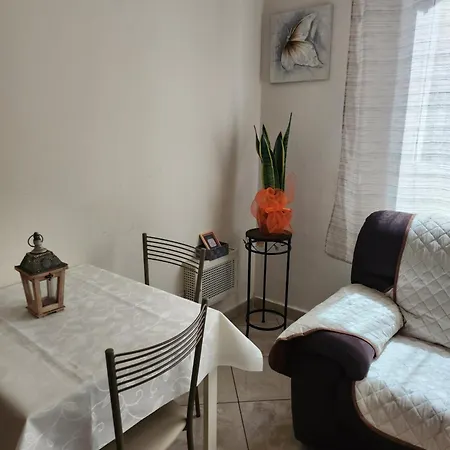 Apartment Housenovoliflorence