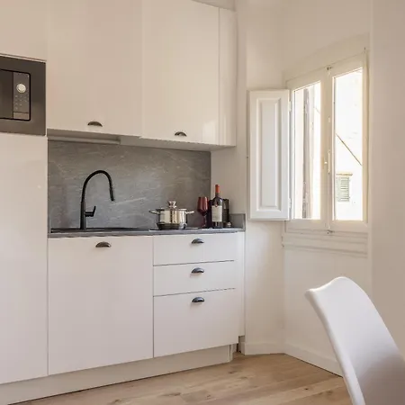 Boboli Dreams- Luxury In The Historic Heart Of