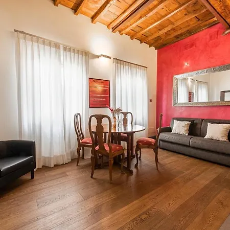 Cosy In Glamorous Santo Spirito Apartamento Florencia