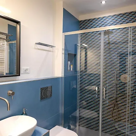 Four Season's Luxury 300 Mt From Duomo Apartment