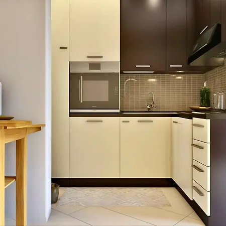Homeby, Casa Spontini