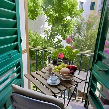 Homeby, Casa Spontini Apartment *