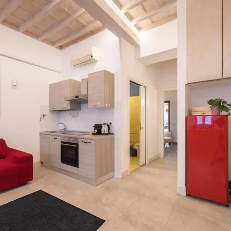 Strozzi Travel Apartment