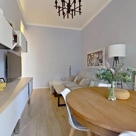 Apartment Orchidea By Monteverdi Florence