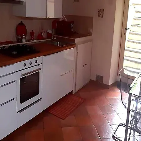 Apartment Movie Star With Garden Florence