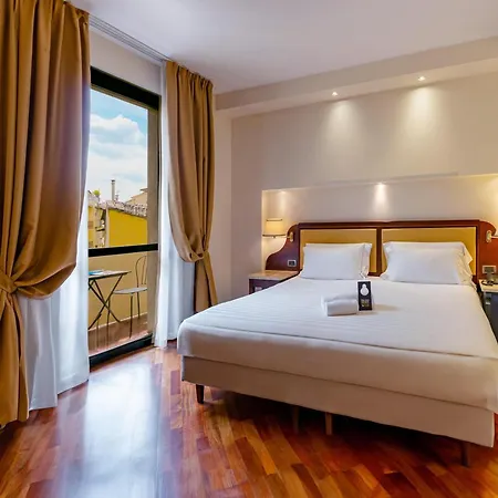 מלון Pitti Palace Al Ponte Vecchio 4*