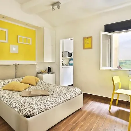 Daire Sweet House In Campuccio Street *