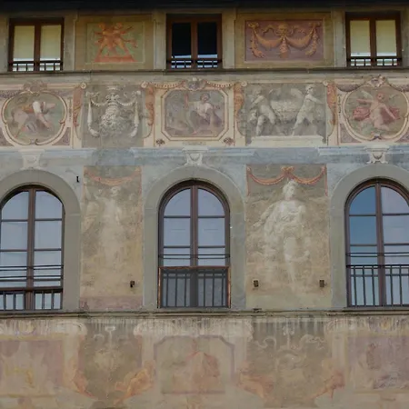 Palazzo Delle Croci * Floransa