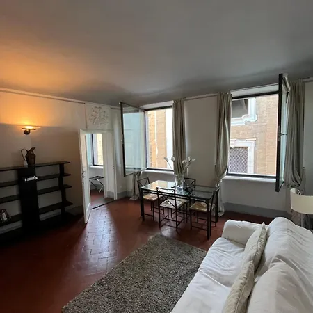 Palazzo Bianchini Apartment
