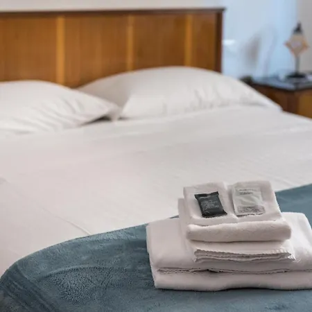 Le Grazie 1 In Apartamento Florencia