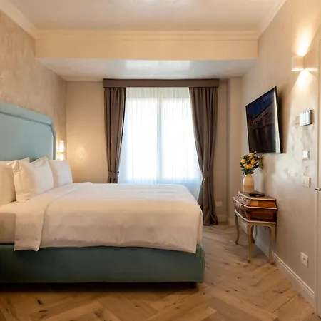 Palazzo Doni By Art *