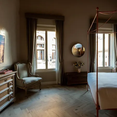 Palazzo Doni By Art * Firenze