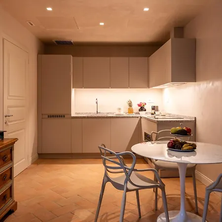 Palazzo Doni By Art * Firenze