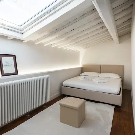 Apartment Santa Maria Novella Penthouse By Mmega *