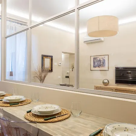 Sant'ambrogio Elegant Διαμέρισμα