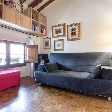 A Nest In The Heart Of Apartment *