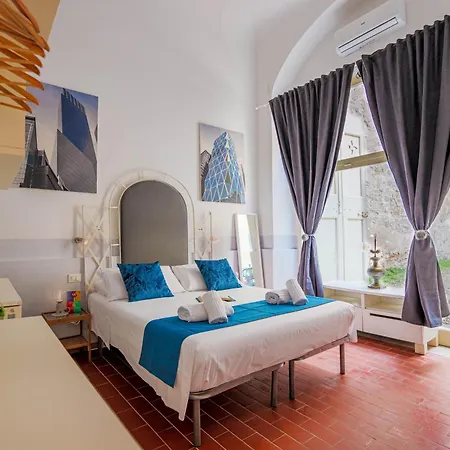 Daire Loft Lungarno, 2 Steps To Ponte Vecchio, No Ztl Floransa