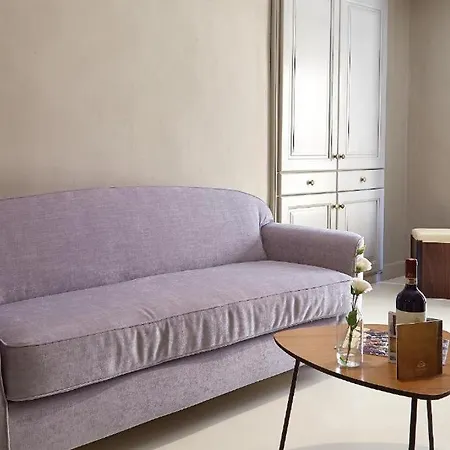 Numa Palazzo San Niccolo Apart Otel 4*