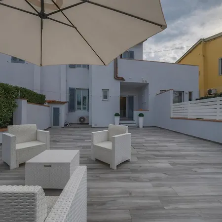 Biliotti House *