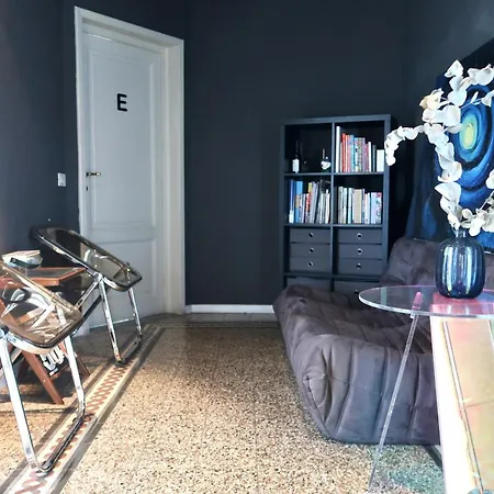 Bed and breakfast Bright And Spacious Esthers H *