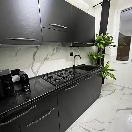 Apartment - Ghibellina 92 Florence