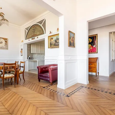 Apartment Sauna And Jacuzzi Duomo View Extra Luxe Florence