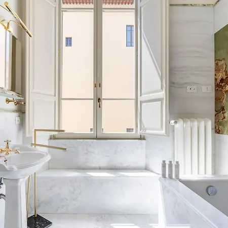 Sauna And Jacuzzi Duomo View Extra Luxe Florence