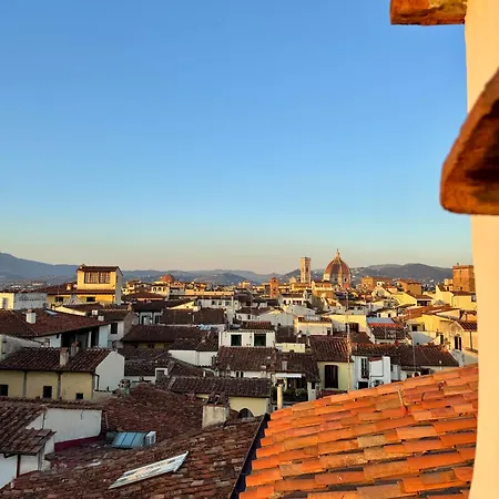 Daire Pitti With A View Floransa